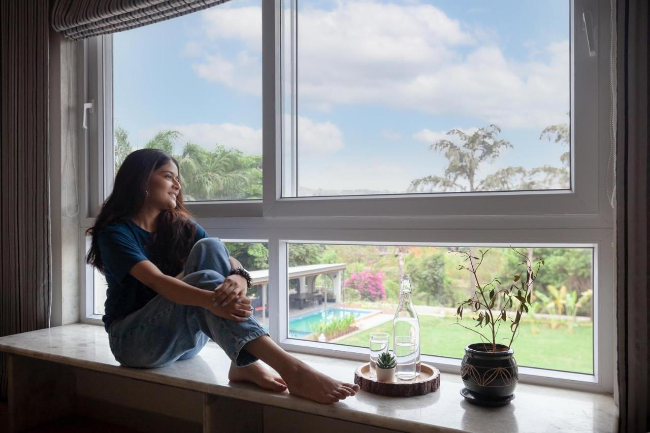 Stayvista'S The Cincin With Elegant Rooms, Snooker Table, Pool, Scenic View, And Jacuzzi Lonavala Exterior foto