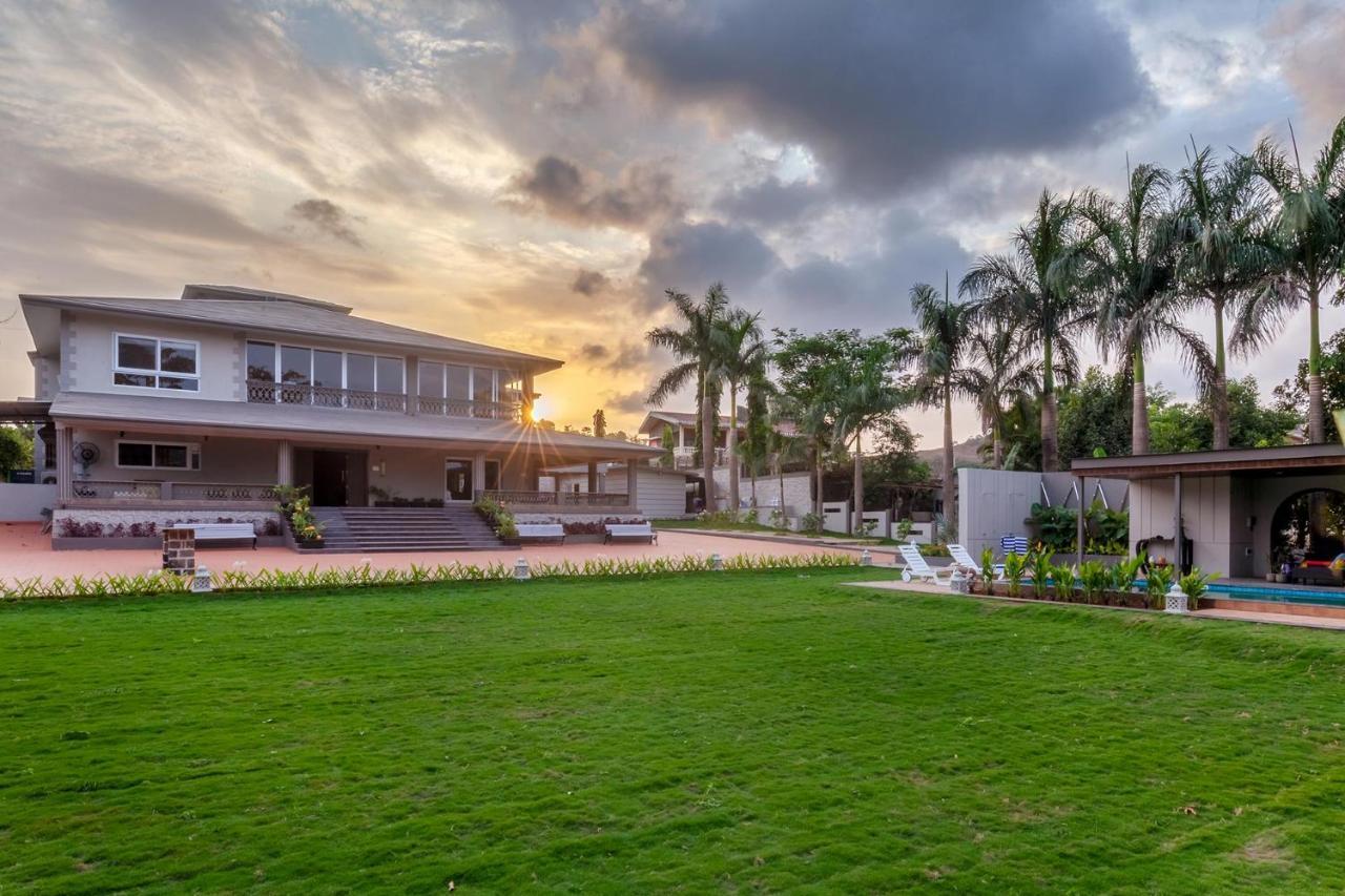 Stayvista'S The Cincin With Elegant Rooms, Snooker Table, Pool, Scenic View, And Jacuzzi Lonavala Exterior foto